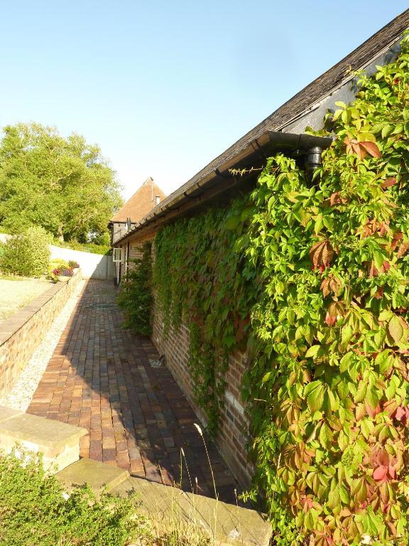 St Benedicts Byre B&B Crowhurst  Exterior photo